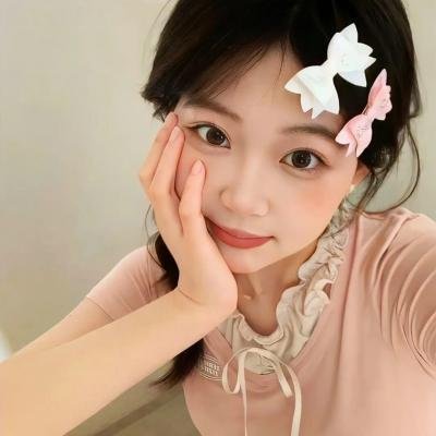 比基尼月亮 海报