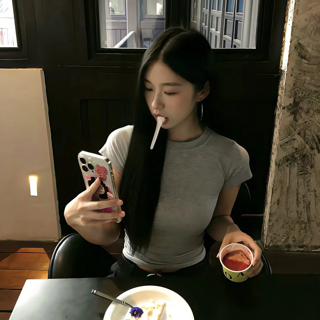 来袭 海报