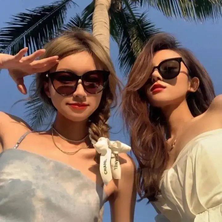 圣光不好惹 海报